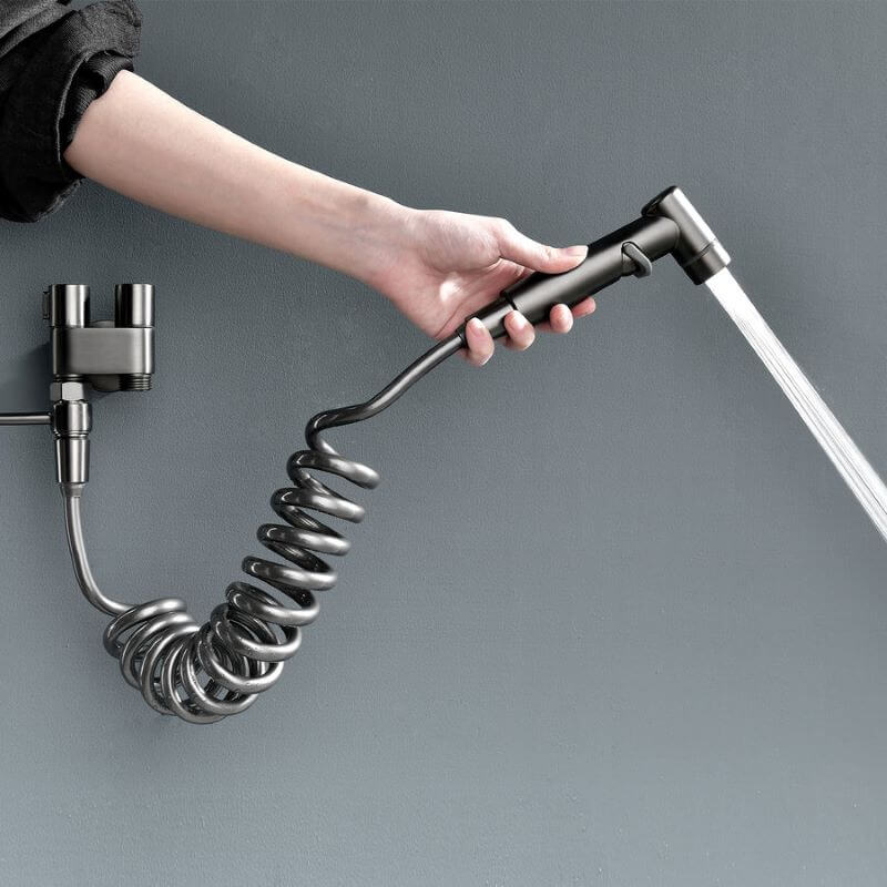 home & garden : Lenex Innovatieve Waterkraan voor Toiletspray - Voor een Frissere en Schoner Ervaring - Zilver in van Pantino
