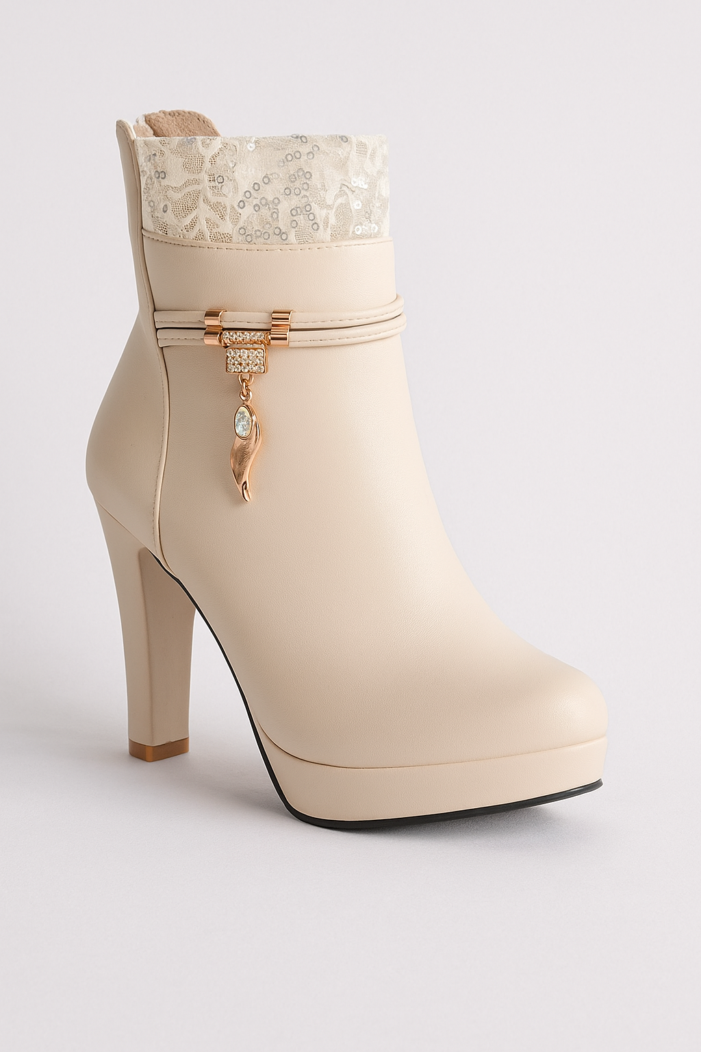 Enkellaarsjes met Hoge Hak en Details met Veters en Bedel Dames