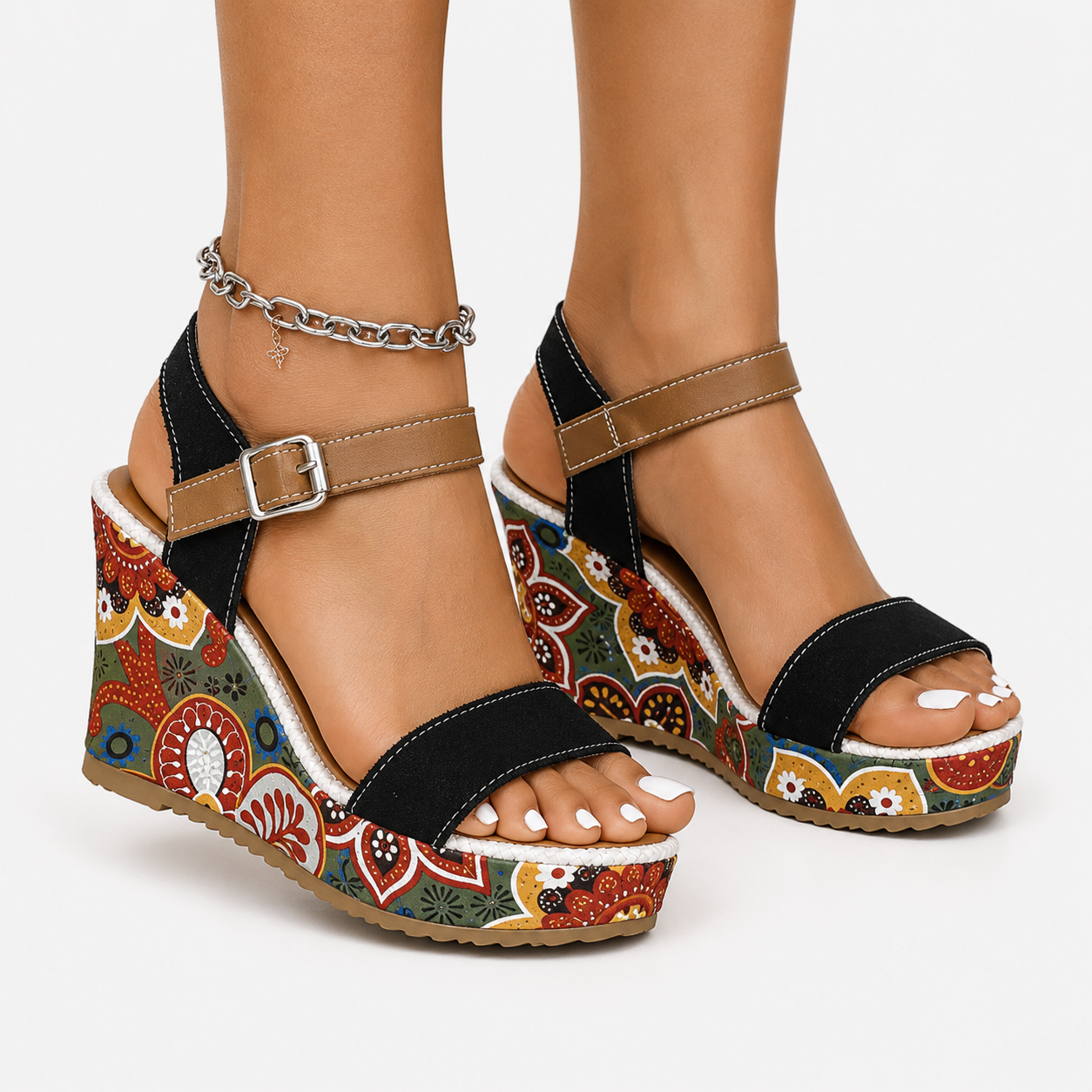Sandals : Dames Sleehaksandalen met Canvas Bovenwerk en Verstelbare Enkelband in Zwart van Pantino