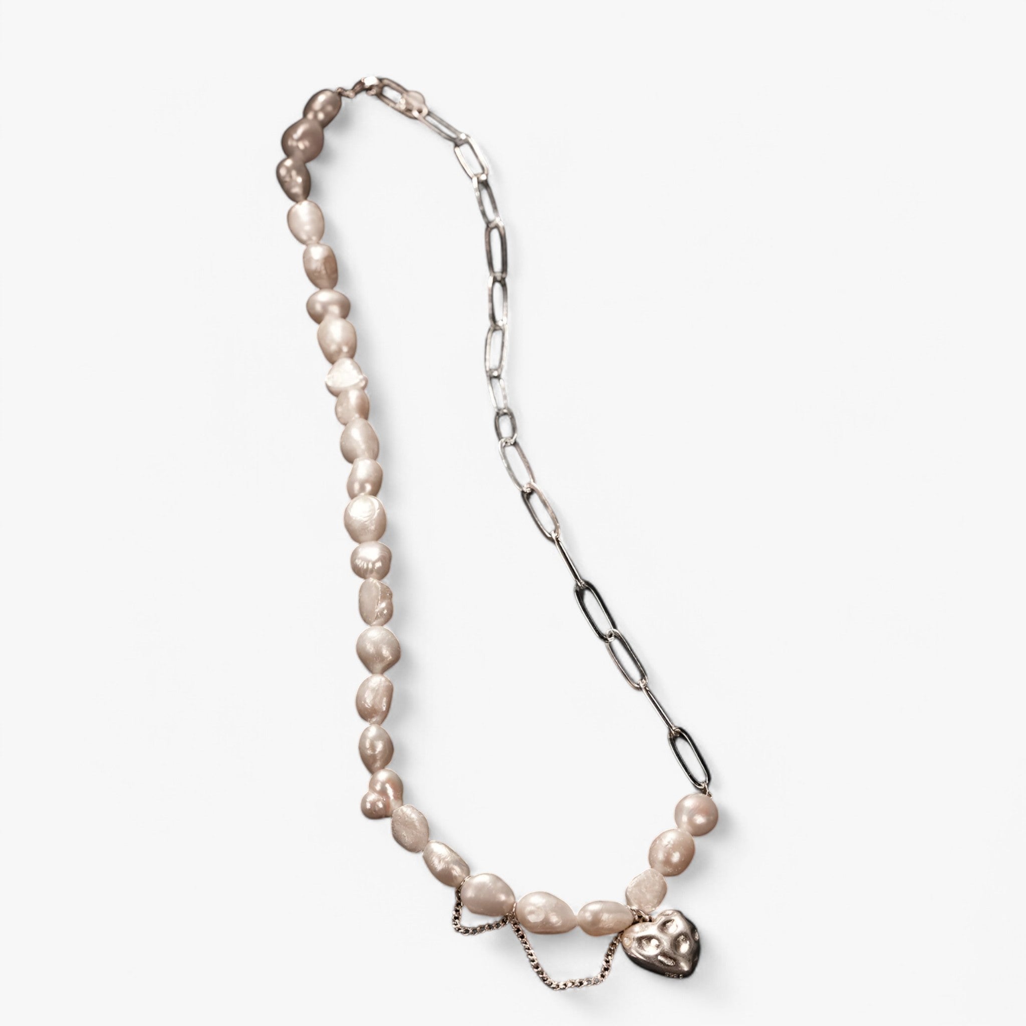 Jewelry : Asymmetrische Damesketting Hartparel van Wol, Modern en Elegant Design in van Pantinoshop