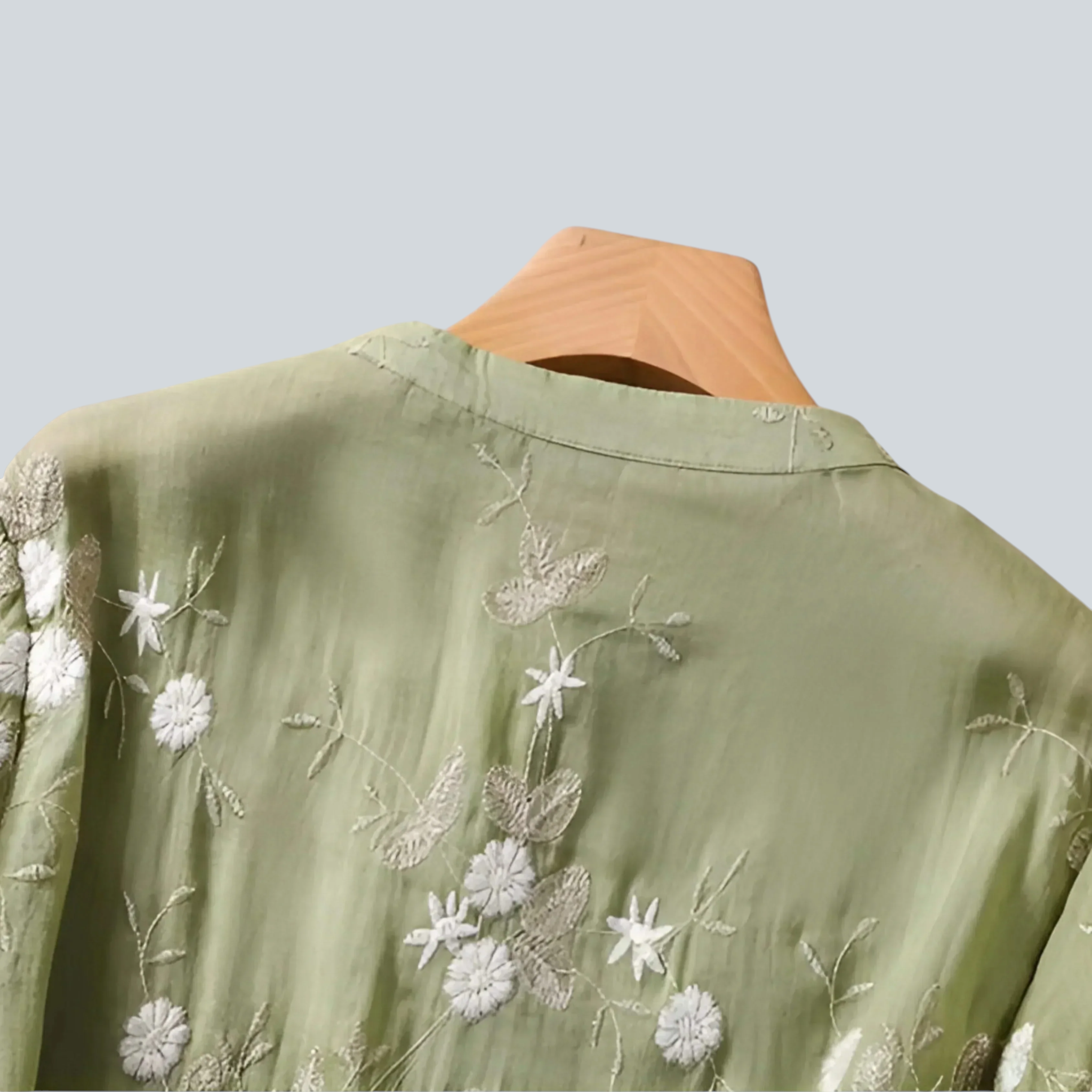 : Dames Katoenen Top - Geborduurde Bloemen, Veelzijdig in van Pantinoshop