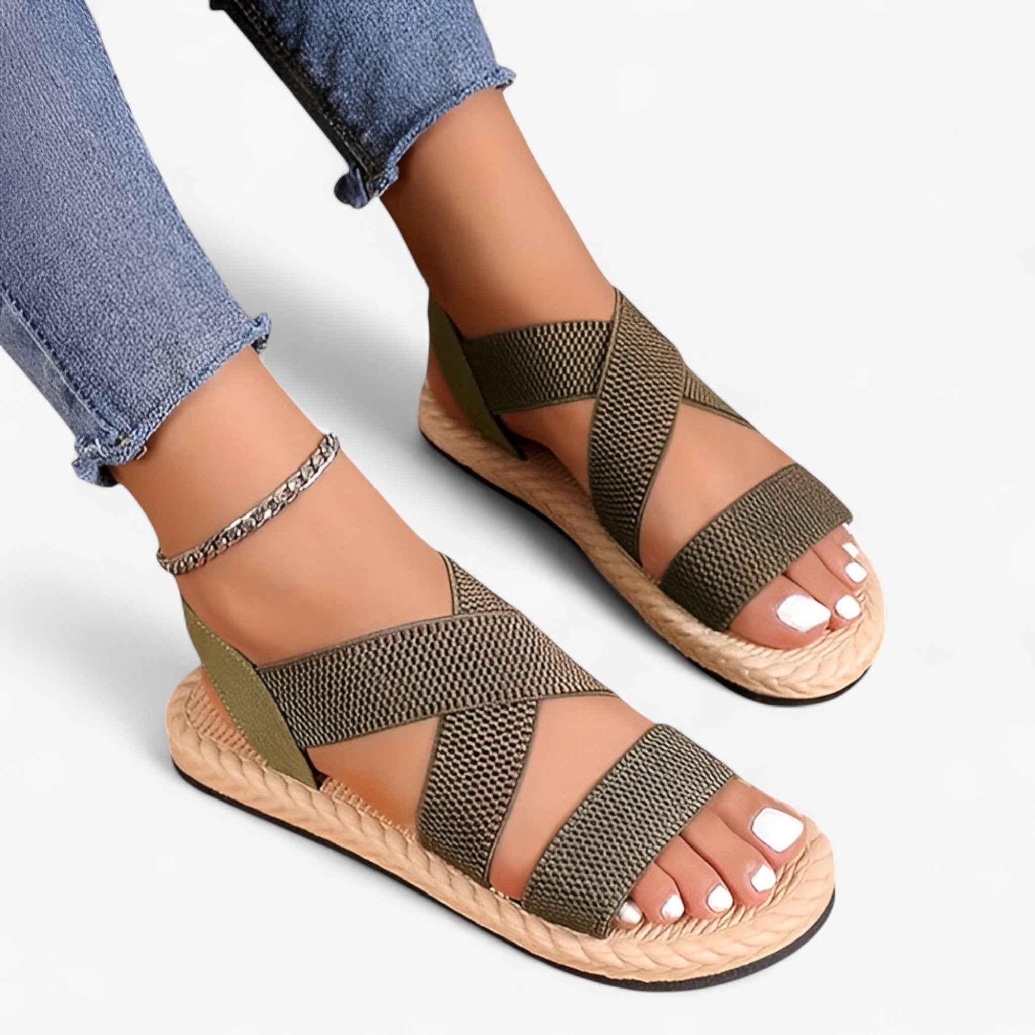 Sandals : Comfortabele platte sandalen in van Pantinoshop