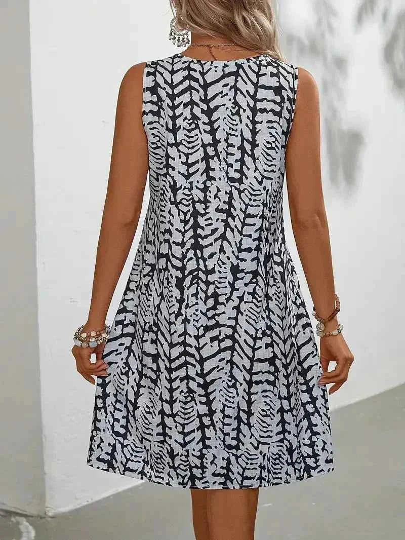 Midi Jurken : Mouwloze Midi Jurk Dames met Abstracte Zomerprint in van Pantinoshop