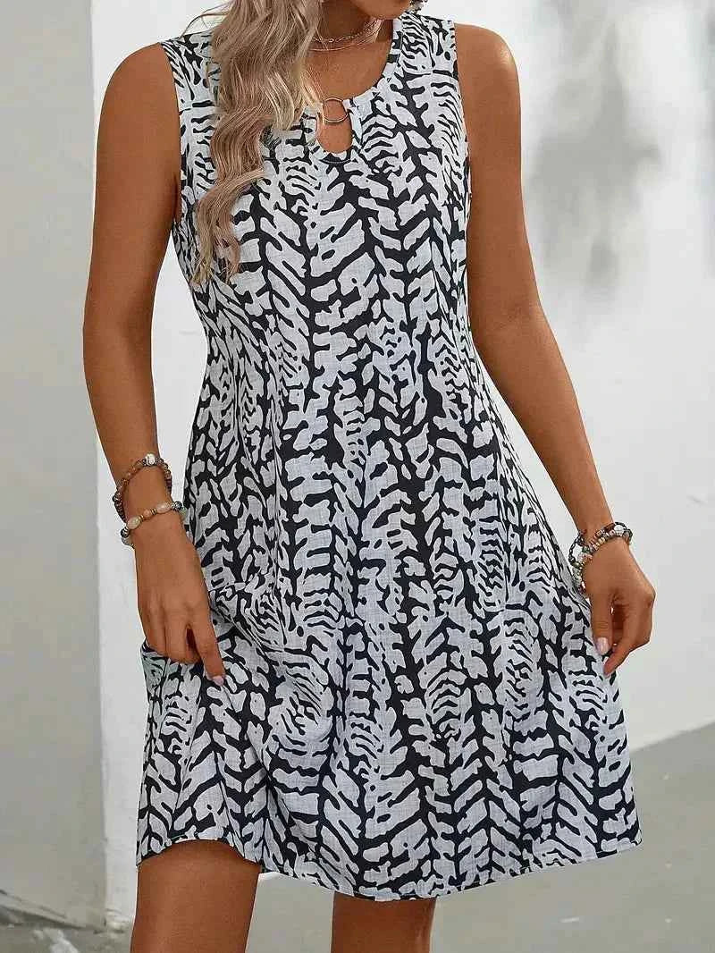 Midi Jurken : Mouwloze Midi Jurk Dames met Abstracte Zomerprint in van Pantinoshop
