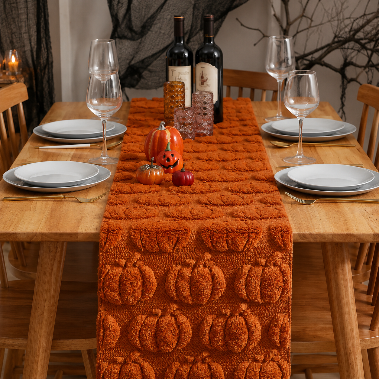 Gifts – Seasonal – Halloween : Halloween Tafelloper met 3D Spook- of Pompoenmotief – 33 × 233/275 cm in van Pantinoshop