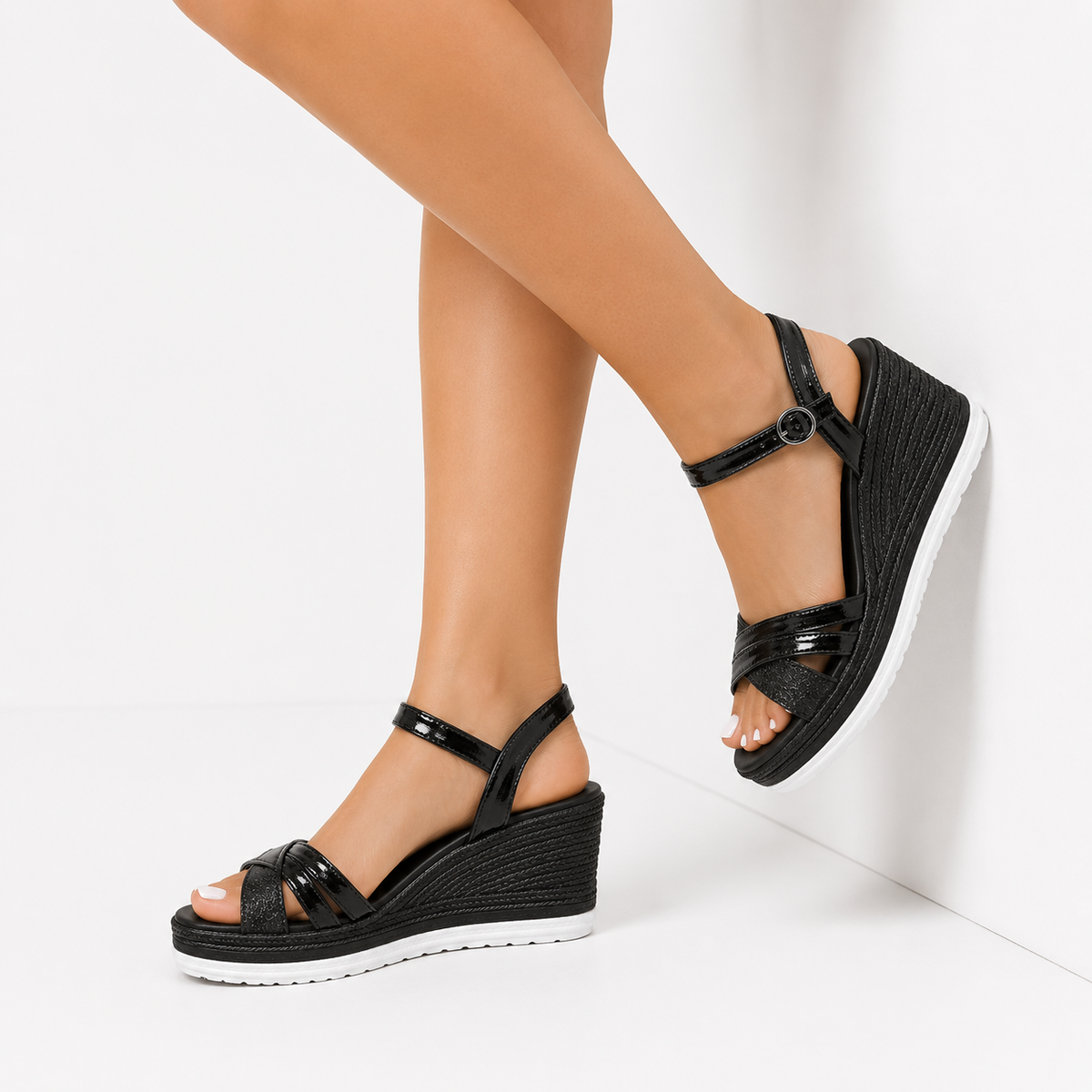 Sandals : Dames Plateau Sandalen van Synthetisch Leer – Open Teen met Enkelbandje in van Pantinoshop