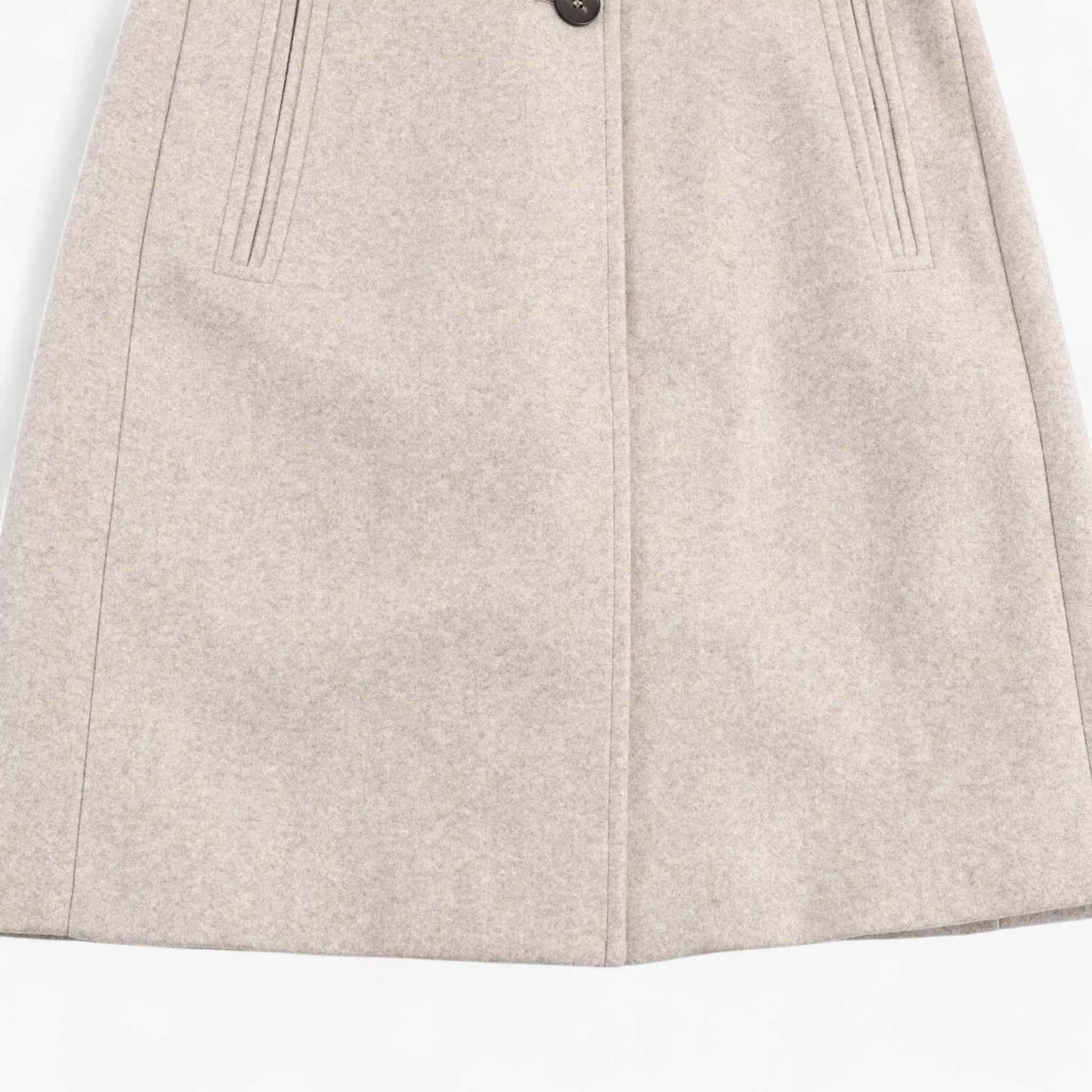 Damesjassen & -jacks : Jas Dames Khaki - Vintage Elegante met Schoudervulling in van Pantino