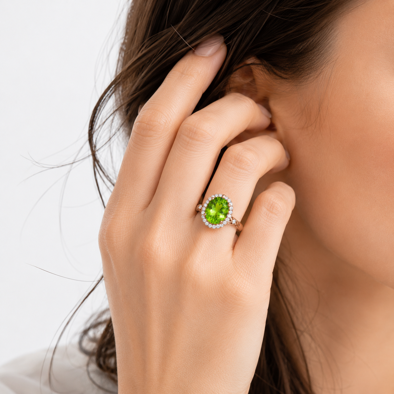 Ring : Damesring met Ovale Edelsteenlook en Verstelbare Ringband in van Pantino