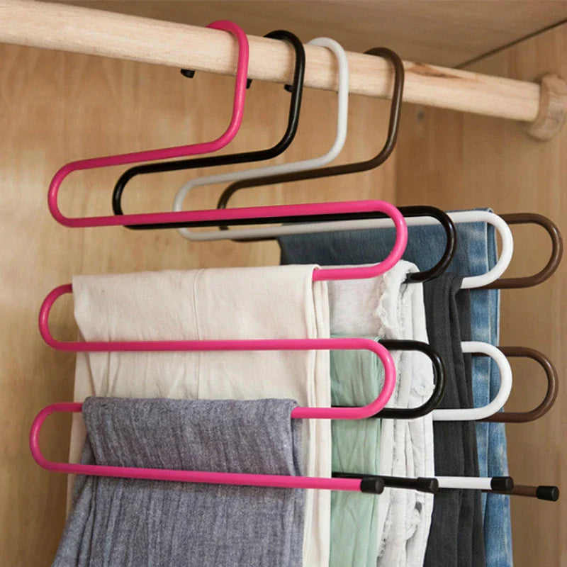 home & garden : Hanger voor de Pantalon - S-Vormige Steun met 5 Lagen - Ruimtebesparend in de Kast (1 + 1 Gratis) in van Pantino