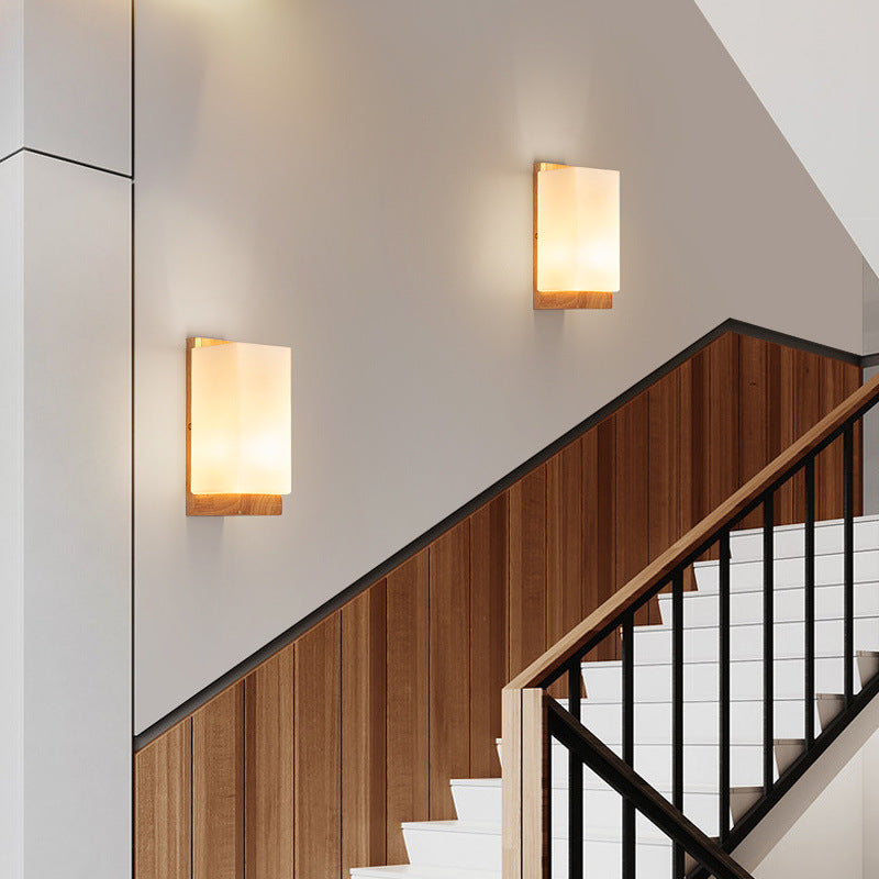 Wandlamp met Rechthoekig Houten Kader en Glazen Kap