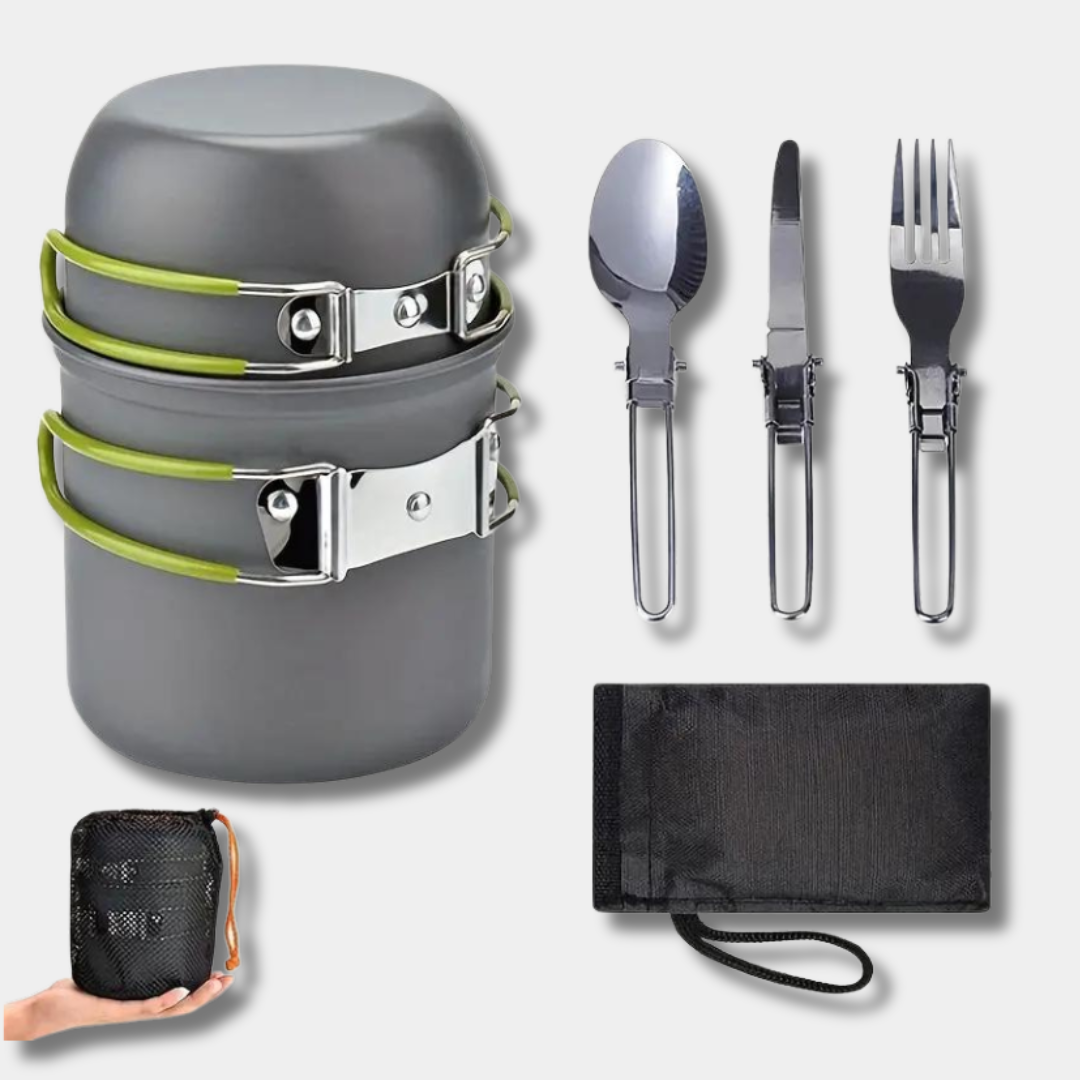 outdoor equipment : Compacte Camping Pannenset met Bestek in van Pantino