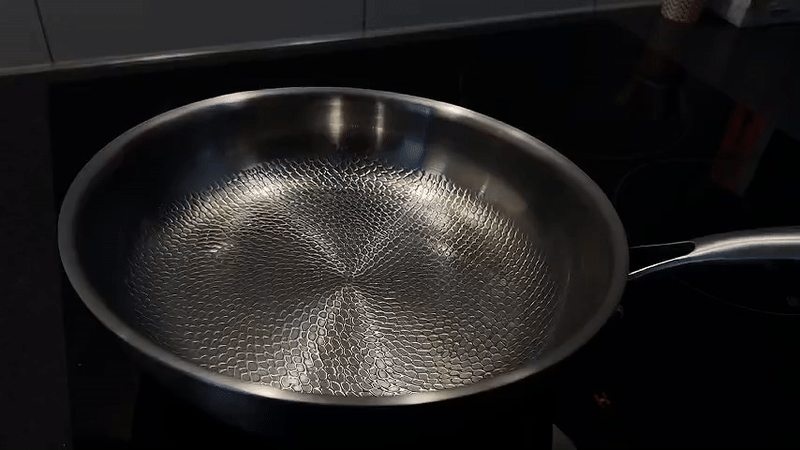 Algemeen 2 : Koekenpan van Titanium - Coatingvrij en Geschikt voor Elke Kookplaat in van Pantinoshop