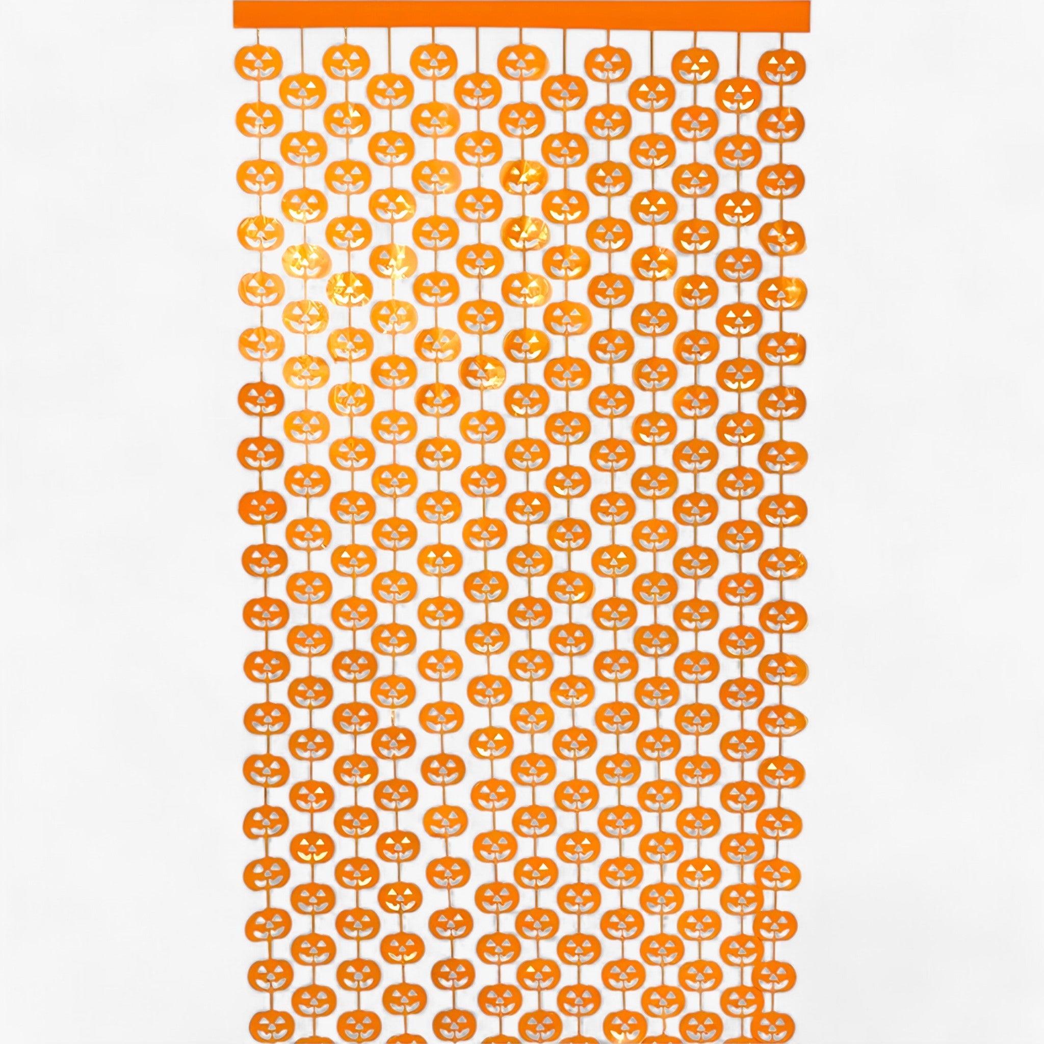 home & garden : Perfecte Achtergrond voor Spookhuisfeesten - Oranje Pompoen in Oranje pompoen van Pantino