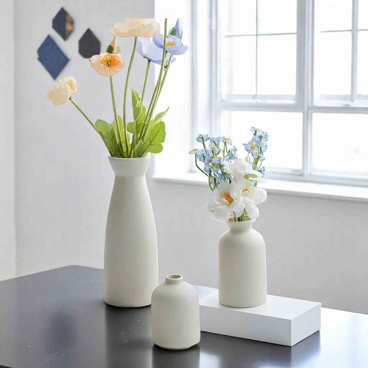 Set van 3 Moderne Decoratieve Vazen van Wit Keramiek voor Woonkamer