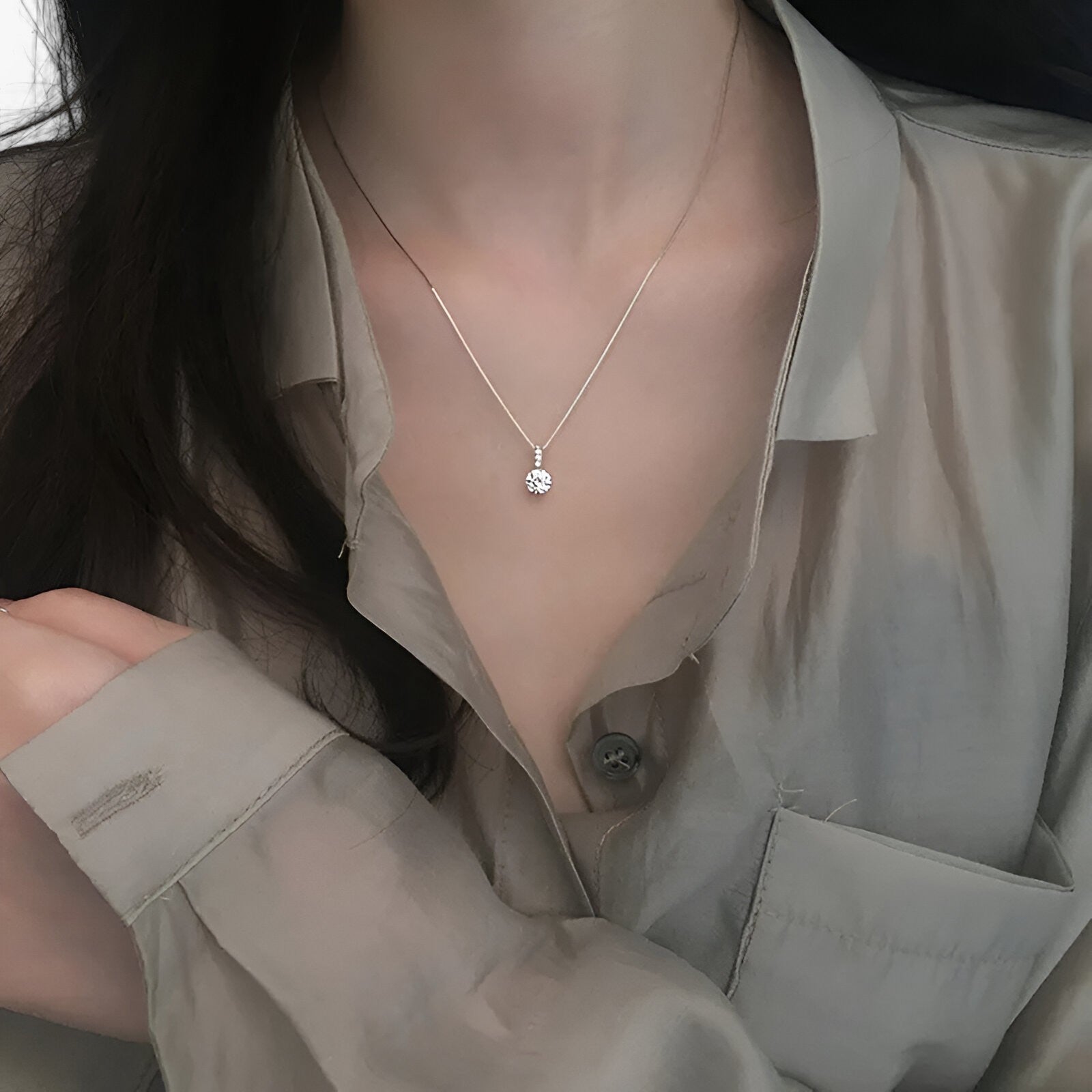 Necklace : Zilvergeplateerde Halsketting met Zircon - Elegante Minimalistische Charme in van Pantino