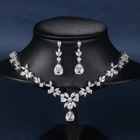 Jewelry Set : Dames Kristallen Juwelen Set - Goud in van Pantino