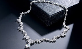 Jewelry Set : Dames Kristallen Juwelen Set - Goud in van Pantino