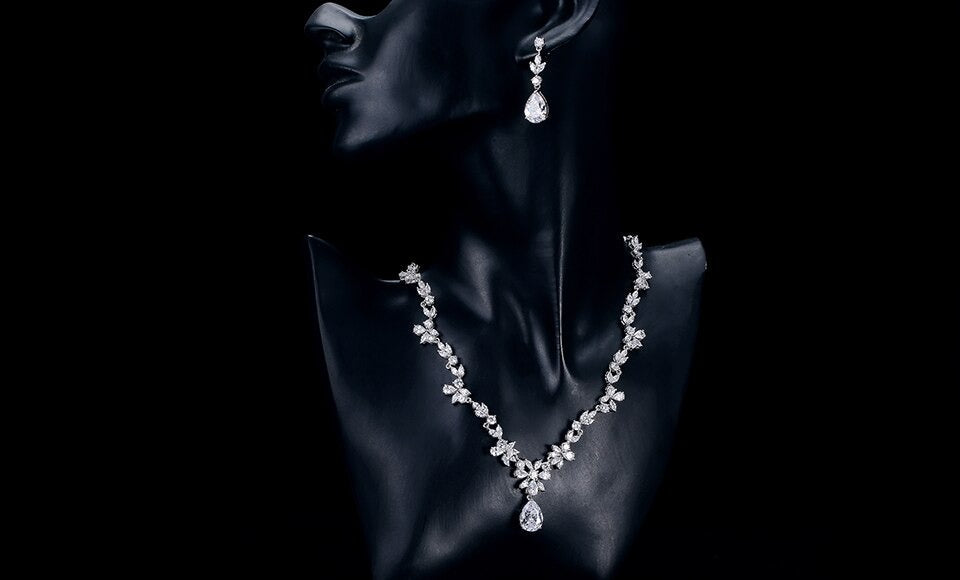 Jewelry Set : Dames Kristallen Juwelen Set - Goud in van Pantino