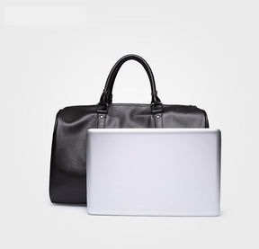 bags : Stijlvolle Leren Herentas - Ideaal voor Lange Reizen - Zwart in van Pantino