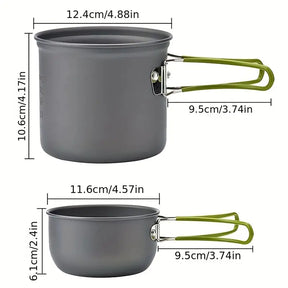 outdoor equipment : Compacte Camping Pannenset met Bestek in van Pantino