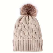 Beanie : Warme Muts met Bontbal Dames - Beige in Beige van Pantino