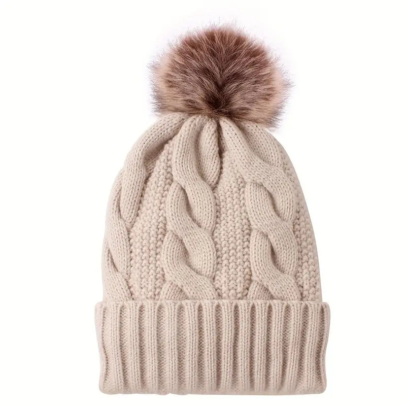 Beanie : Warme Muts met Bontbal Dames - Beige in Beige van Pantino