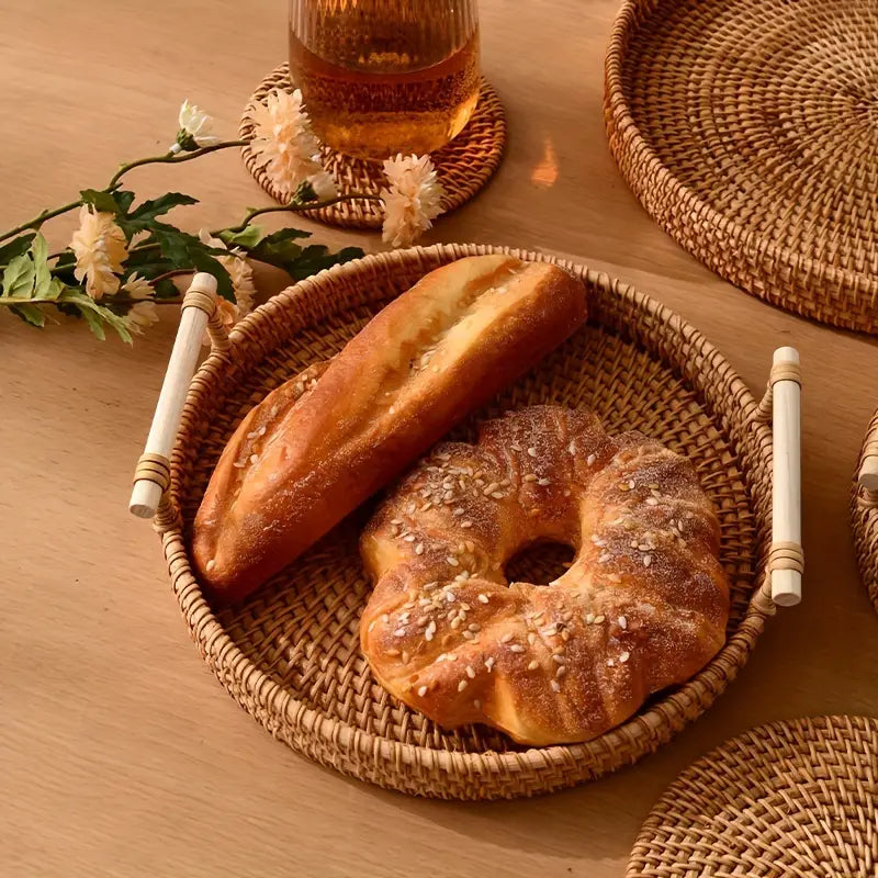 home & garden : Groot Rotan Dienblad - Decoratief Serveren Woonkamer - Rotan in 28cm van Pantino
