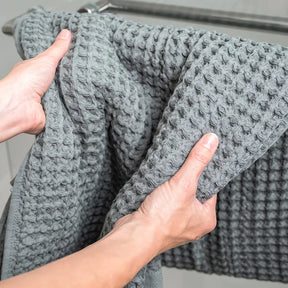home & garden : Zilveren Ion Handdoek - Zacht Huidvriendelijk Hygiënisch - Microvezel in van Pantino