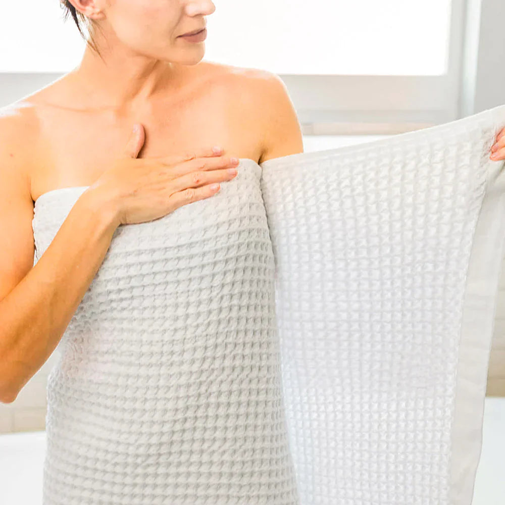 home & garden : Zilveren Ion Handdoek - Zacht Huidvriendelijk Hygiënisch - Microvezel in van Pantino