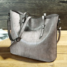 bags : Schoudertas Bruin - Casual Retro in Lichtgrijs van Pantino