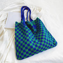 bags : Tote Bag Licht Groen-Wit - KnitTote - Gehaakte Shopper Tas in Donkergroen-blauw van Pantino