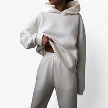 Two-Piece Set : Beha Legergroen - Valeria Winter Hoody Sets - Behaaglijke Warmte voor Koude Dagen in Wit van Pantino