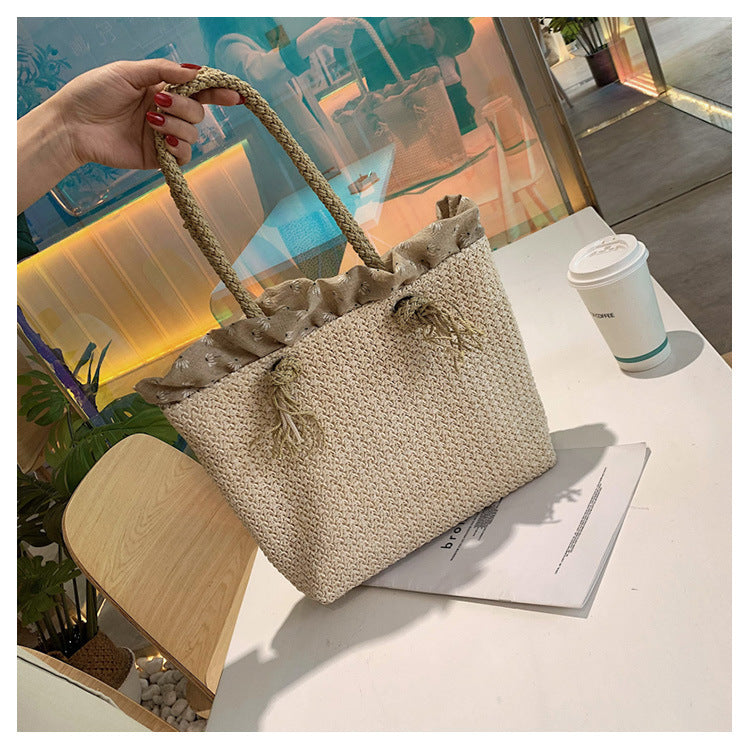 bags : Geweven Draagtas - Zomertas - Beige in Beige van Pantino