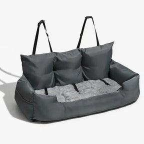 pets : Reis Bank Plush Pillow - Grijs in Donkergrijs van Pantino
