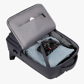 bags : Rugzak Heren Zwart - Stroomlijn Executive Waterdichte Laptoprugzak in van Pantino