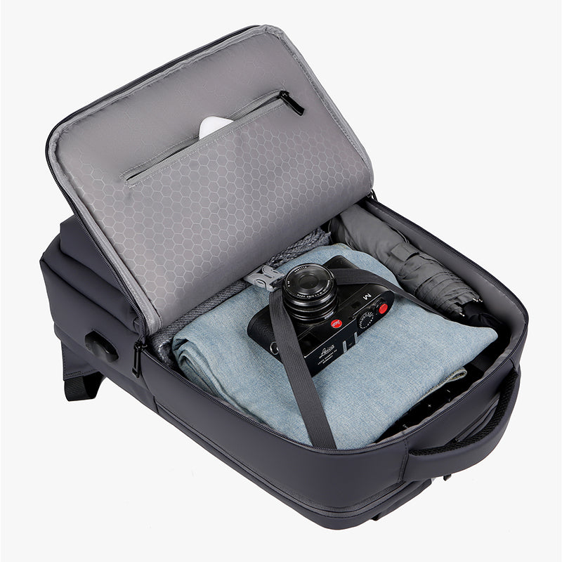 bags : Rugzak Heren Zwart - Stroomlijn Executive Waterdichte Laptoprugzak in van Pantino