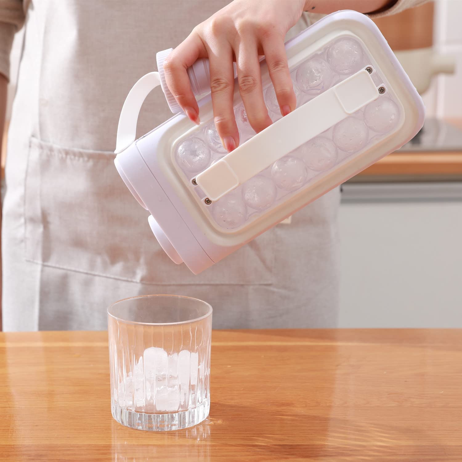 home & garden : Ijsblokjesmaker grijs - Siliconen ijsblokjes machine voor thuis, snel en eenvoudig in van Pantino