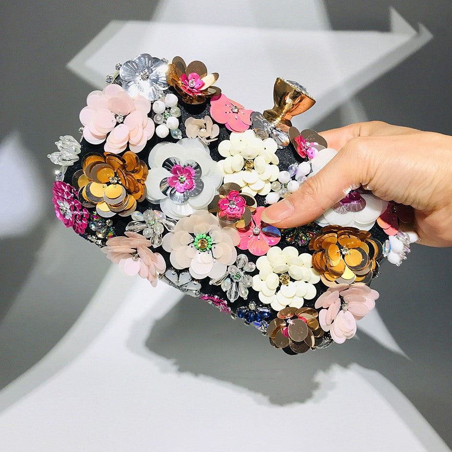 bags : Bloemen Handtas Dames Goud - Verfraaid met Parels Feestelijk - Stof in Zwart van Pantino