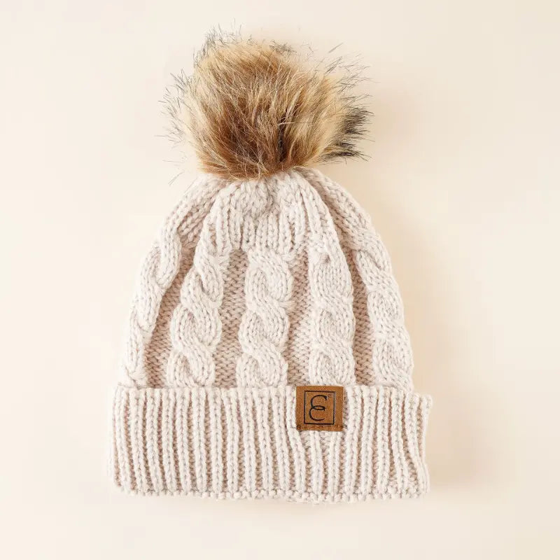 Beanie : Warme Muts met Pompom - Roze in Beige van Pantino
