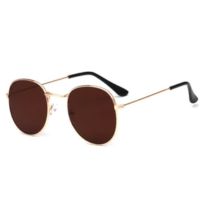 Sunglasses : Zonnebril Gouden Thee - Modieuze Metalen in Gouden thee van Pantino