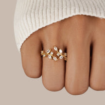 Ring : Ring Roze - 18K Kristallen Elegant in Goud van Pantino