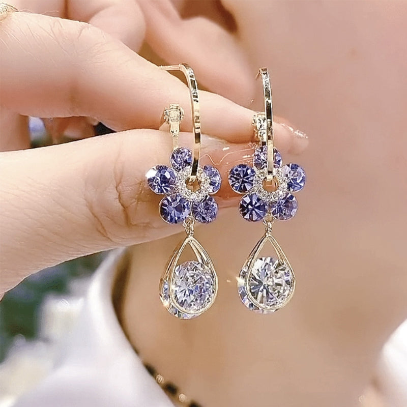 Earrings : Ring Paars - Luxury Flower Earrings - Modieuze Glanzende Kristal Accessoires in van Pantino