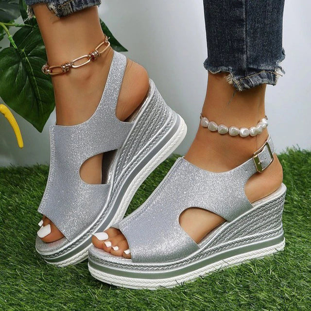Orthopedic Sandals : Orthopedische Sandalen Dames - Comfortabele Sandalen voor Optimale Ondersteuning - Zilver in Zilver van Pantino