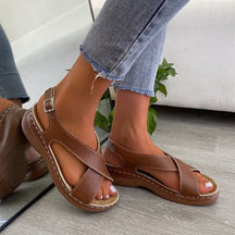 Sandals : Sandalen Dames Grijs - Verstelbare Sport - Ideaal voor die Actief en Comfortabel Willen zijn in Auburn van Pantino