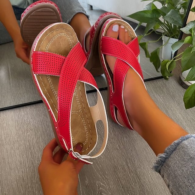 Sandals : Sandalen Dames Grijs - Verstelbare Sport - Ideaal voor die Actief en Comfortabel Willen zijn in Rood van Pantino