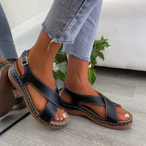 Sandals : Sandalen Dames Grijs - Verstelbare Sport - Ideaal voor die Actief en Comfortabel Willen zijn in Zwart van Pantino