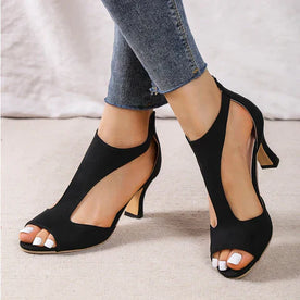 women's sandals : Casual Sandalen Dames - Perfect voor een Modebewuste en Comfortabele Stijl - Zwart in Zwart van Pantinoshop