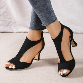 Sandals : Casual Sandalen Dames - Perfect voor een Modebewuste en Comfortabele Stijl - Zwart in Zwart van Pantino