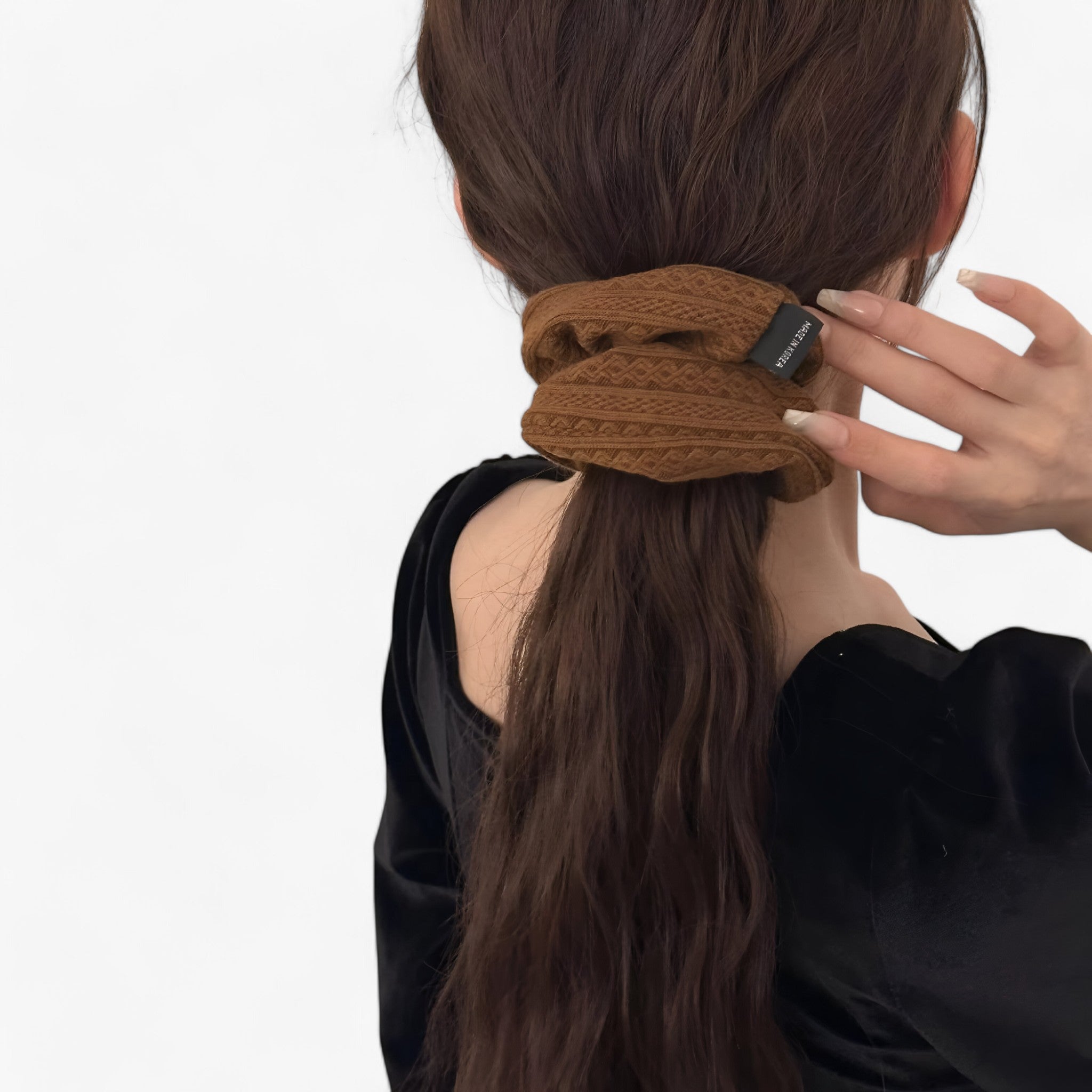 Scrunchie : Gebreide Wollen Scrunchie Dames - Zwart in van Pantino