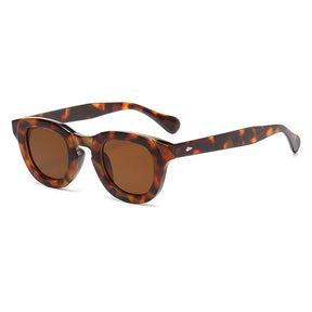 Zonnebrillen : Ovale Zonnebril Dames Dikke Montuur - Retro Stijl - UV400 in LEOPARD van Pantino